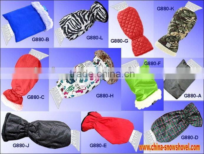 Car heavy-duty snow brush with ice scraper