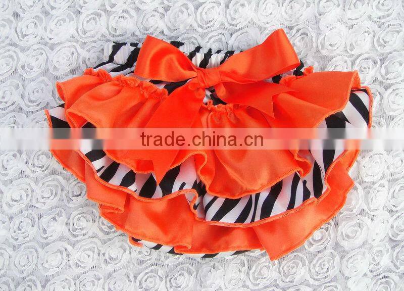 2016 chinese wholesale High quality cottom halloween/christmas clothes pants/bloomwer with pattern for baby