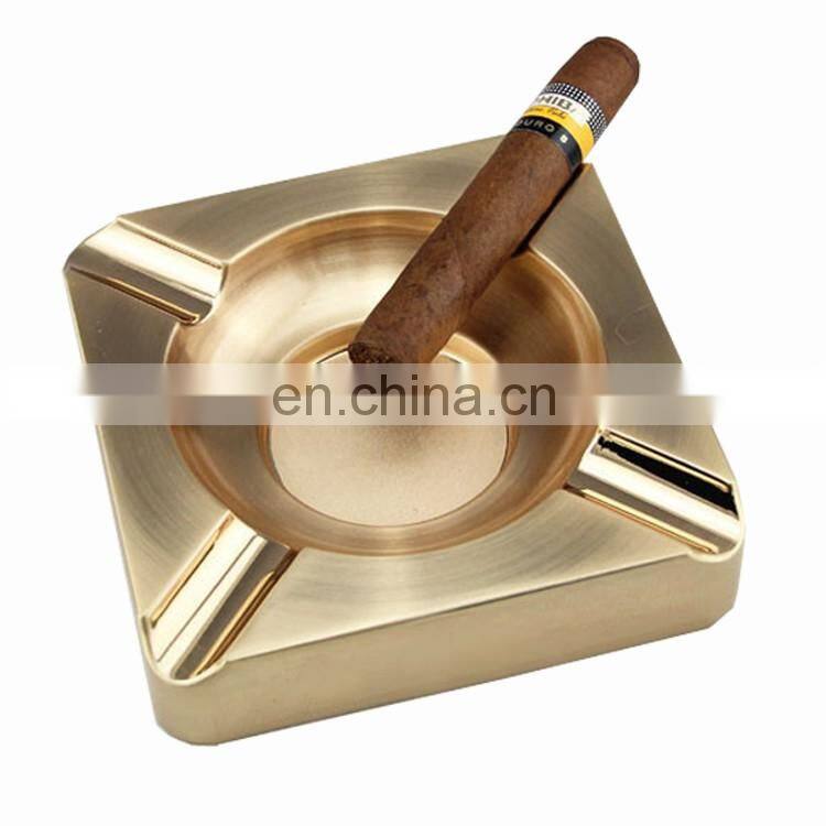 Hot sale turtle shape crystal glass silicone ashtray