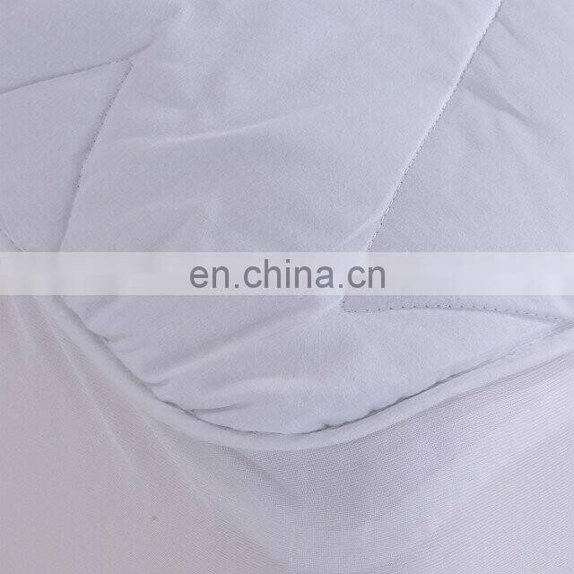 Super Thick Poly Fill Quilted Waterproof Mattress Cover with Soft Shell Fabric