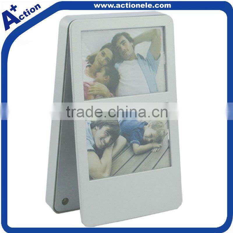 Digital Photo Frame and Table Clock with Clip