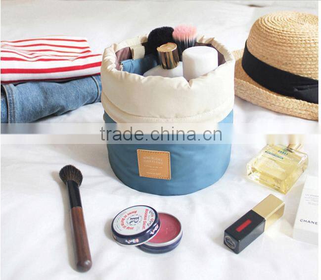 Cylindrical bundle mouth portable nylon cosmetic bag