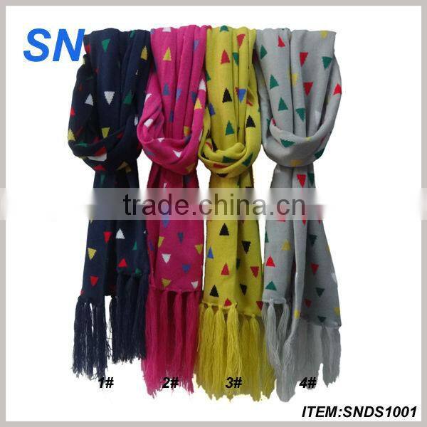 winter fashion triangle print scarf with tassel