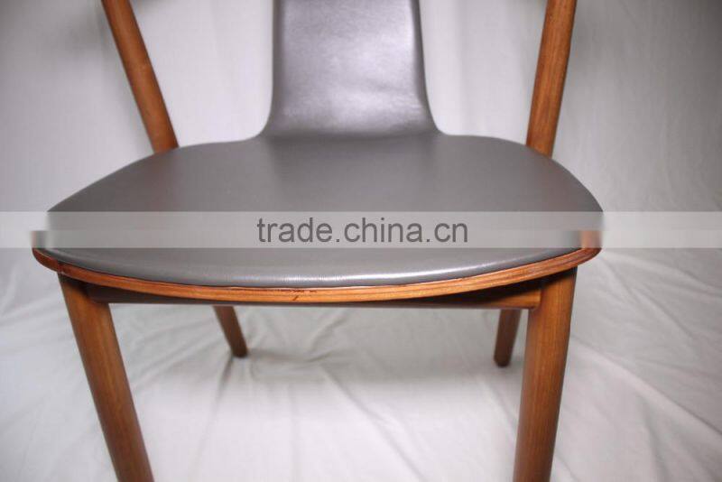 North European style elegant solid wood dining chair