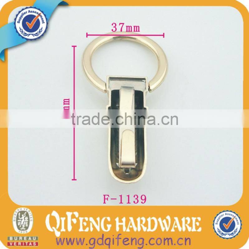F-1139 hanger for handle in bag, hanger with ring