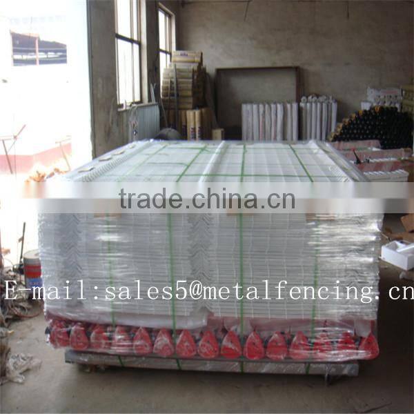 Welded and PVC coated wire fence panels for sale