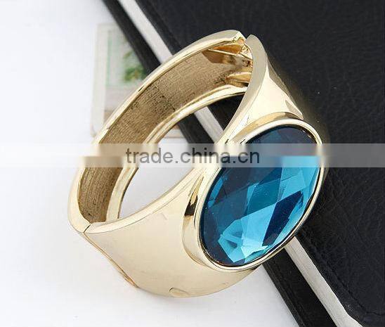 The bracelet exaggerated personality leopard horsehair openings