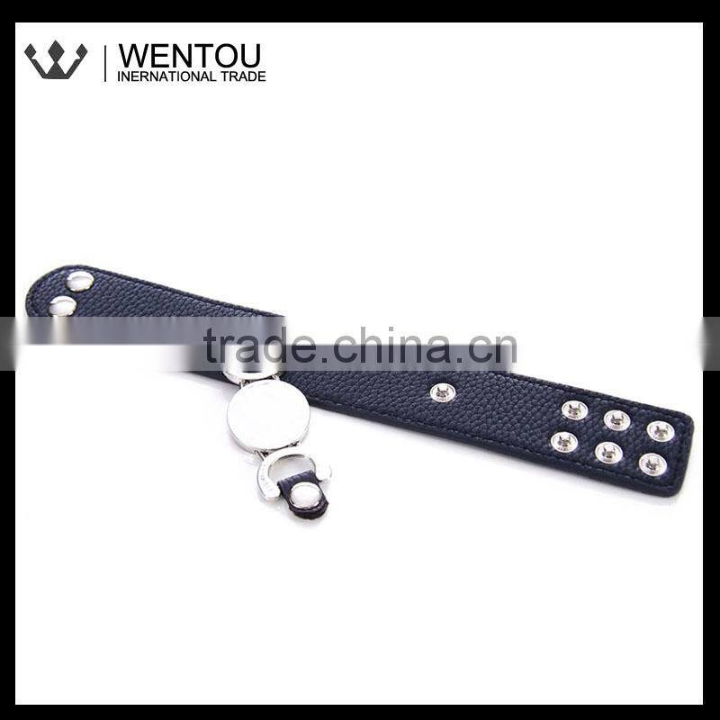Fashionable Personalized Leather Bracelet