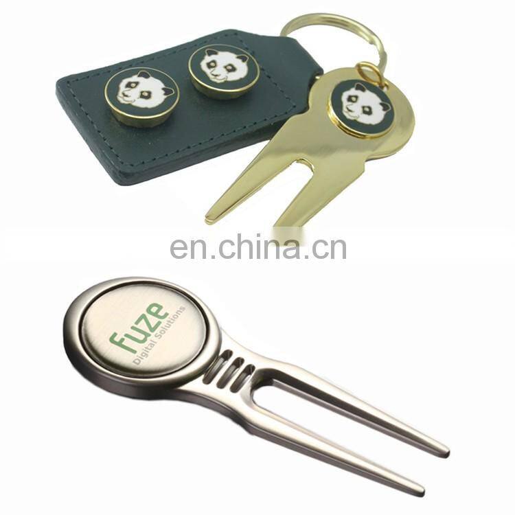 Golf gifts set with golf divot tools, custom golf tees and ball marker