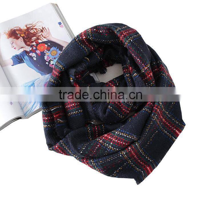 2015 Latest Design Fashion Acrylic Check Plaid Circular Neck Scarf