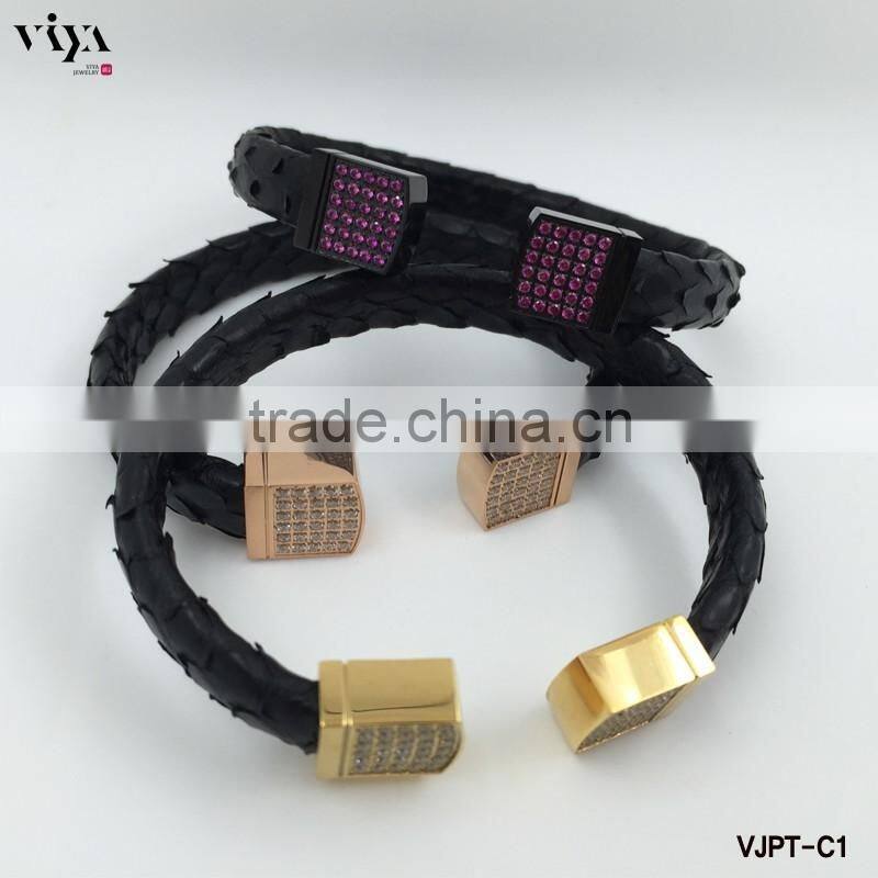 C Shape Python Leather Bracelet Stainless Steel High End Zircon Stone Crystal Red Black Leather Gold Plated Clasp Bangle
