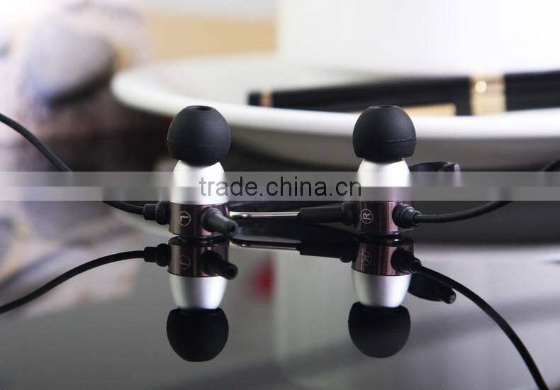 Wired metal Stereo Headset Earhook for Phones