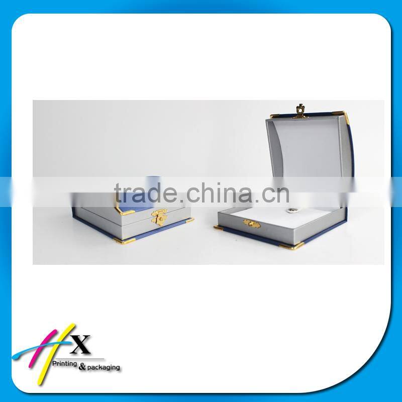 factory price vintage plastic jewelry box china supplier