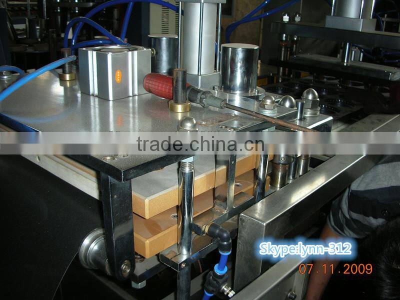 CE Standard Automatic Flatbed Plastic Lid Cover Forming Machine,plastic lid cover thermoforming machine