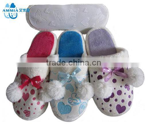kid's lovely bear indoor slipper