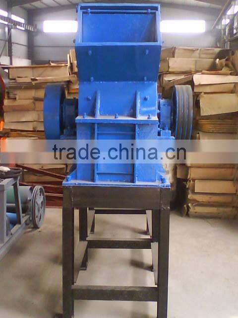 Diesel engine small movable hammer crusher PC400*300, portable hammer crusher