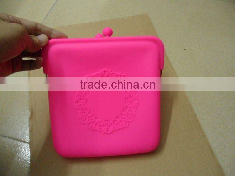 2012 Free packing Latest Fashion Silicone Ladies Handbag
