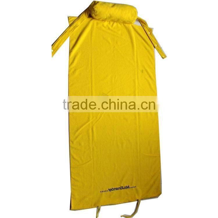 Microfiber beach towel with pillow