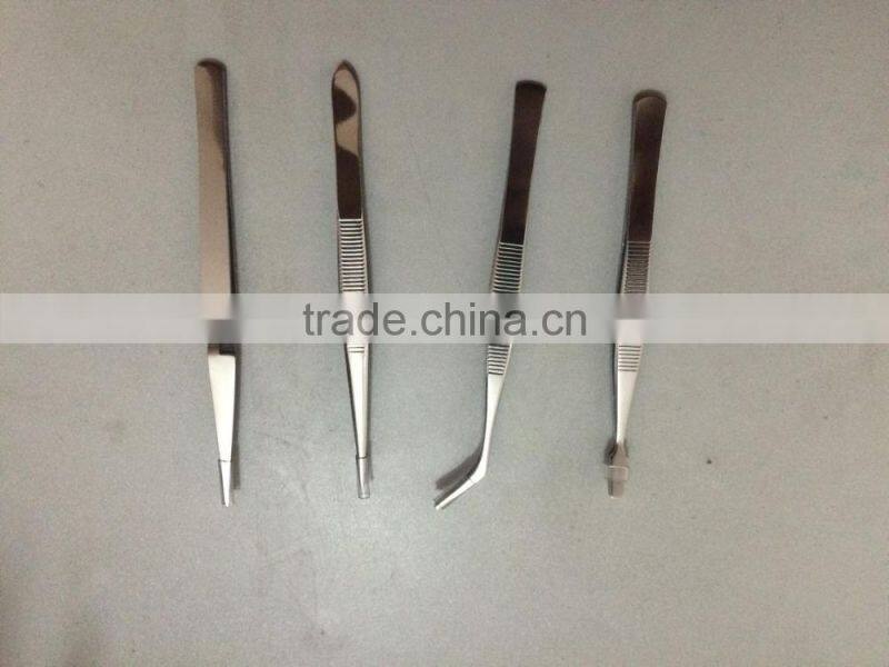 Tweezers