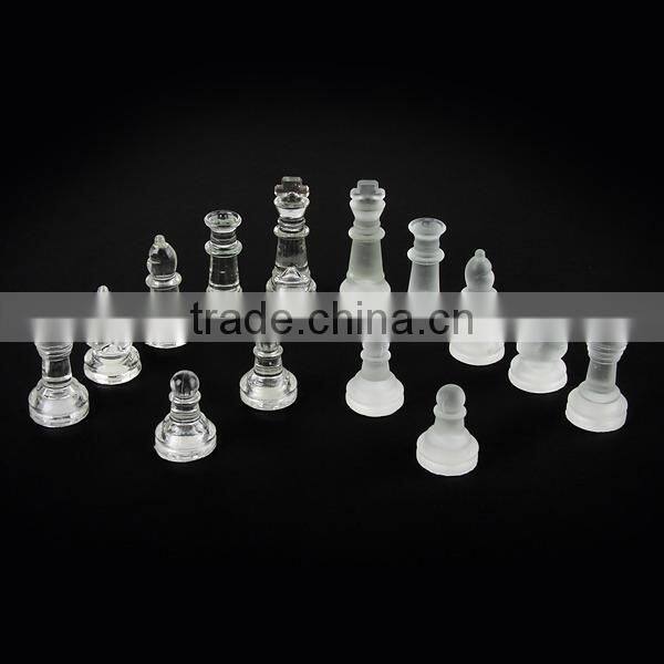 GLASS CHESS SET