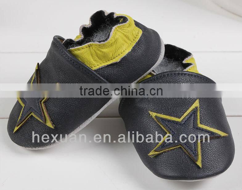 Hot selling lovely Blue leather baby shoes with Red Car