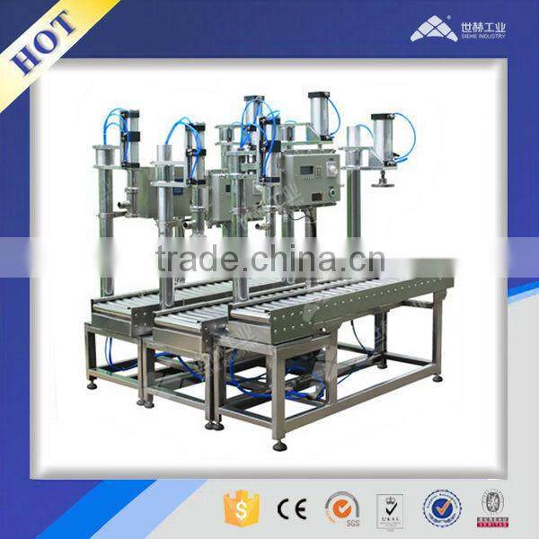 Automatic paint packing machine