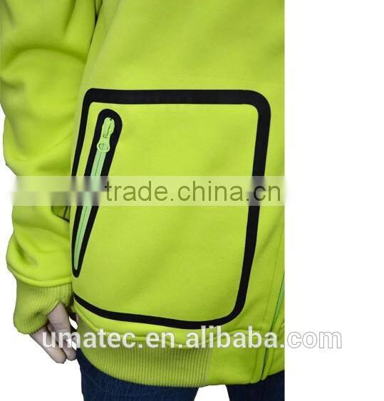 Breathable membrane windbreaker men's Softshell Jacket with hood