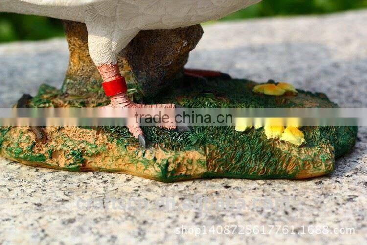 christmas pigeon statues