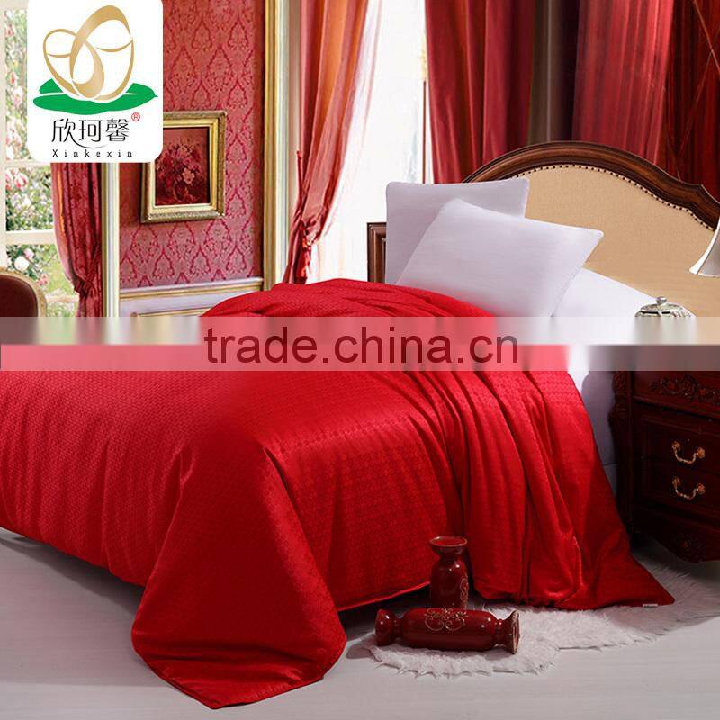 New design and hot summer silk duvet