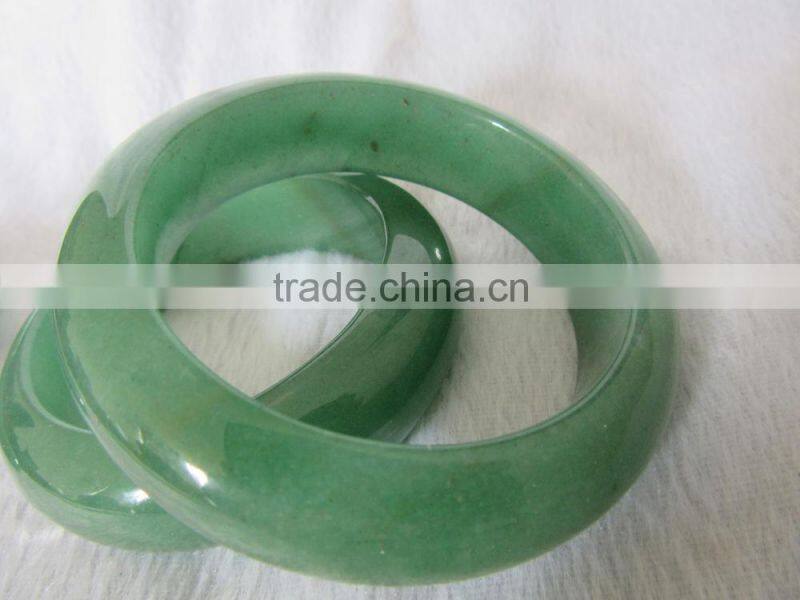 Wholesale fashion emerald crystal bracelet as gift