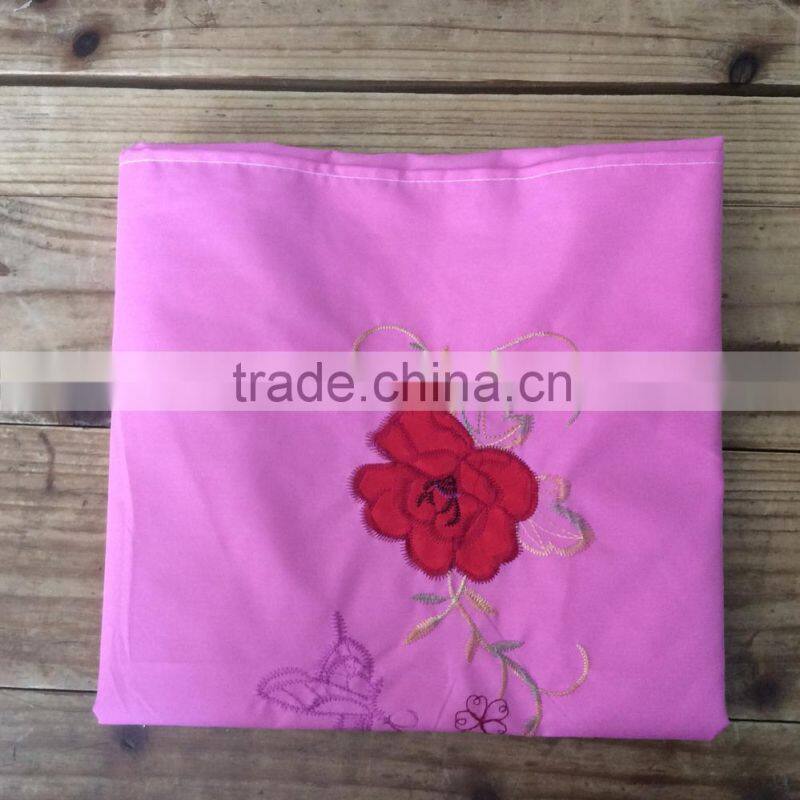 2015 fashionable bedding set 100% polyester with computer Embroidered