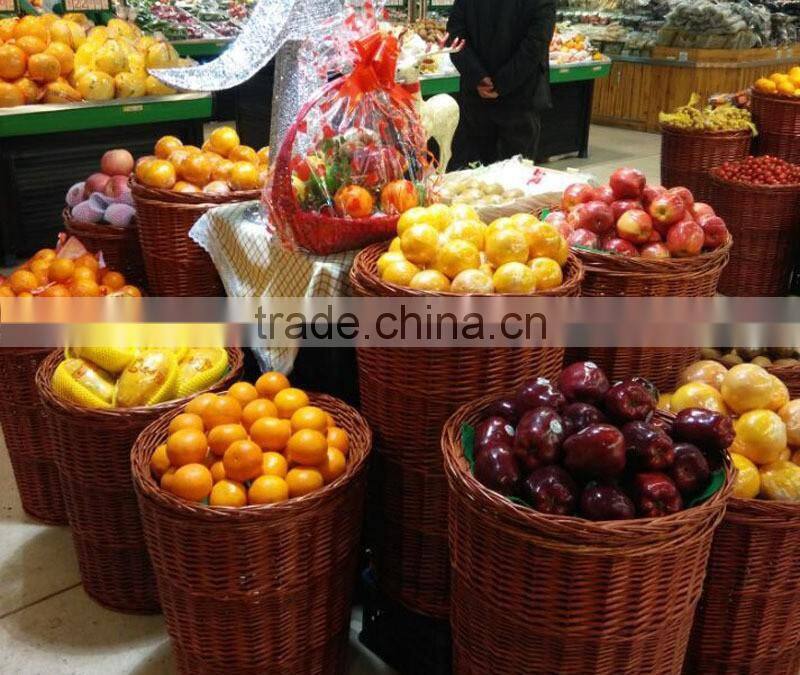 Handweaved plastic round brown fruit and vegetable display stand