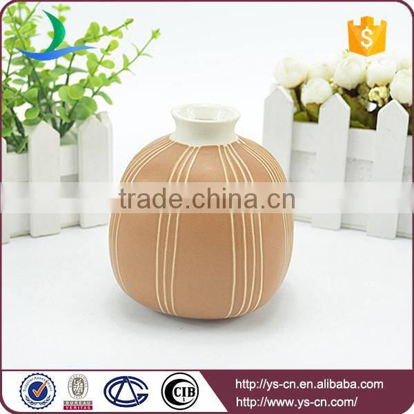 hot selling fashionable home decor Brown ceramic vase