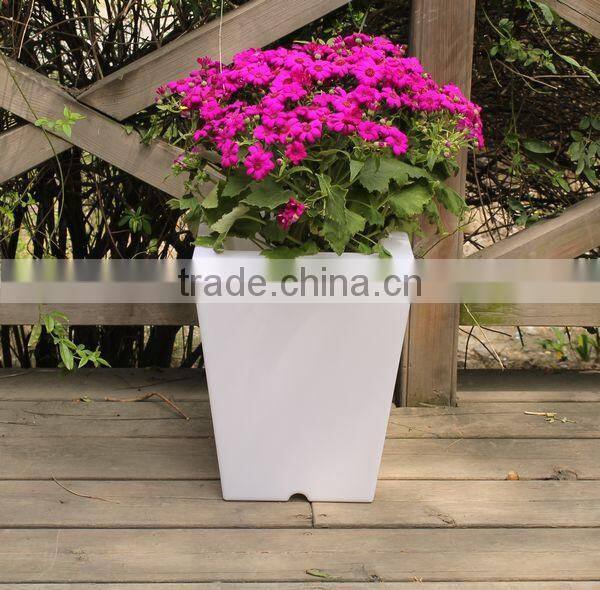 FO-9519 Plastic LED Flower Planter with Colorful Light supplier