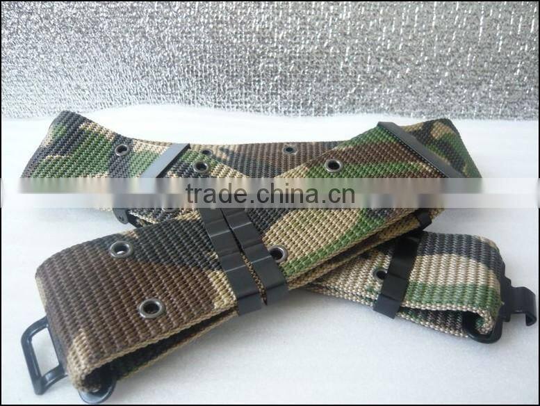 Military belt with metal bunkle