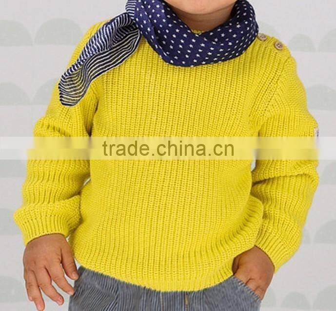 High Quality baby sweater design with shoulder woode button (BKNB05)