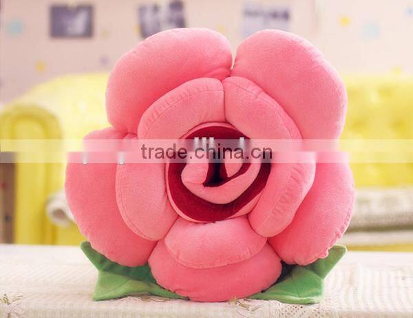 2015 new design plush flower shaped pillow