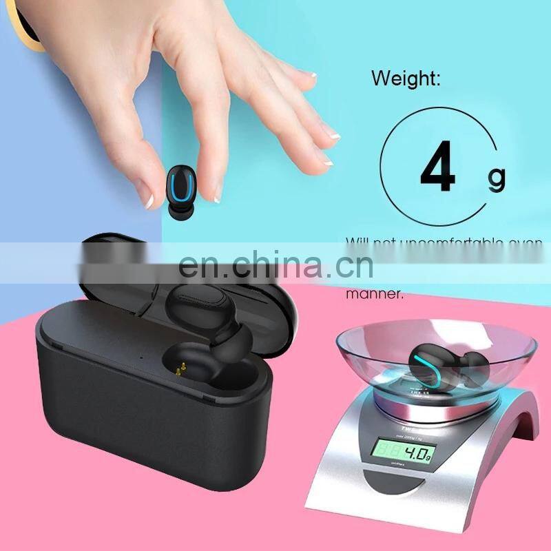 Portable BT 5.0 Q32 in-ear invisible mini cheap wireless earpiece earbud with 1500mah charging case