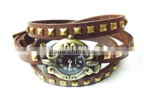 SWH 0651-3 China wholesalef genuine leather squre nail strap wrap ladies bracelet wrist watch