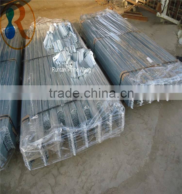 UK BS1722 Standard D-type palisade fence