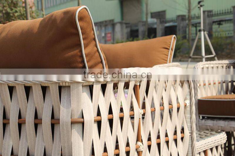2016 NEW DESIGN WIDE FLAT WICKER CHAIR