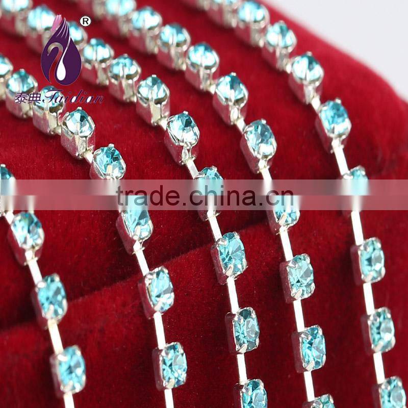 SS12( 3.0-3.2mm) gold Rhinestone cup chain for Bags ,Shoes,Belt,Garment Decoration Etc