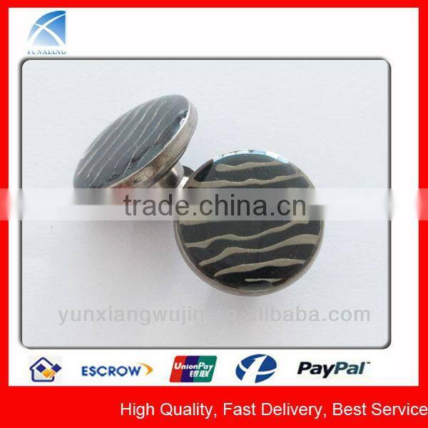 YX1840 Custom Embossed Metal Clothing Jeans Buttons for Men