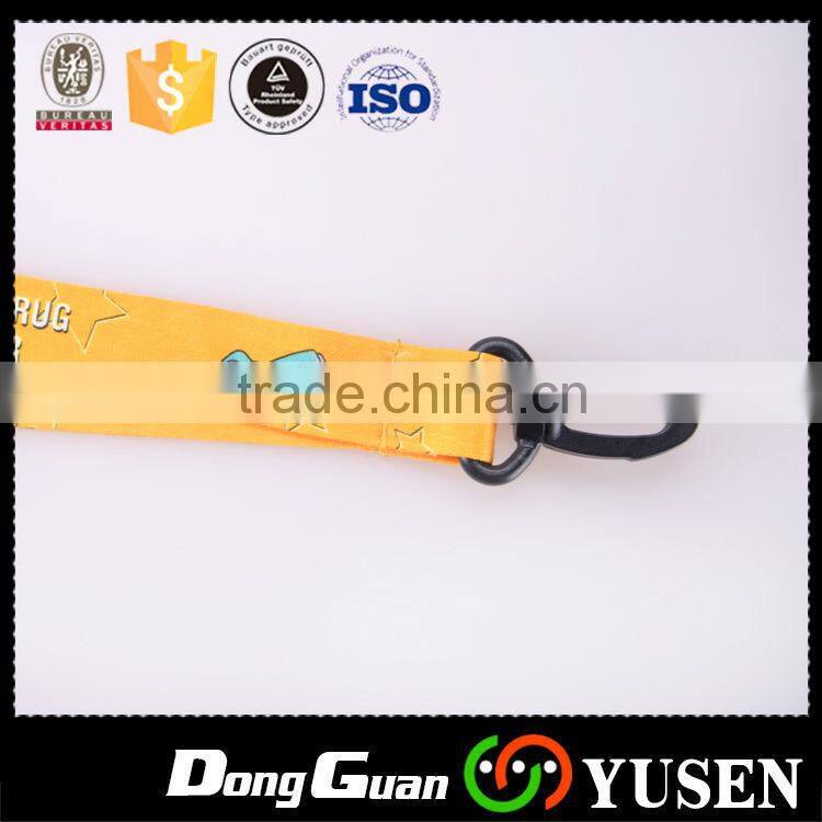 Manufacturer high qualuty cheap price fashion plastic connector lanyard