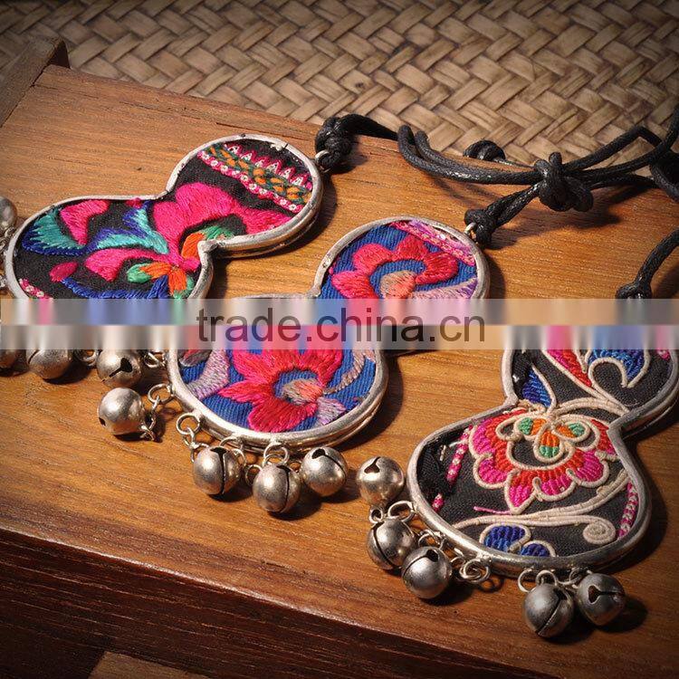 2015 new arrival miao silver necklace gourd shaped women necklace