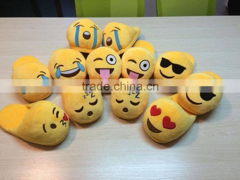 2015 hot selling wholesale plush emoji shoes