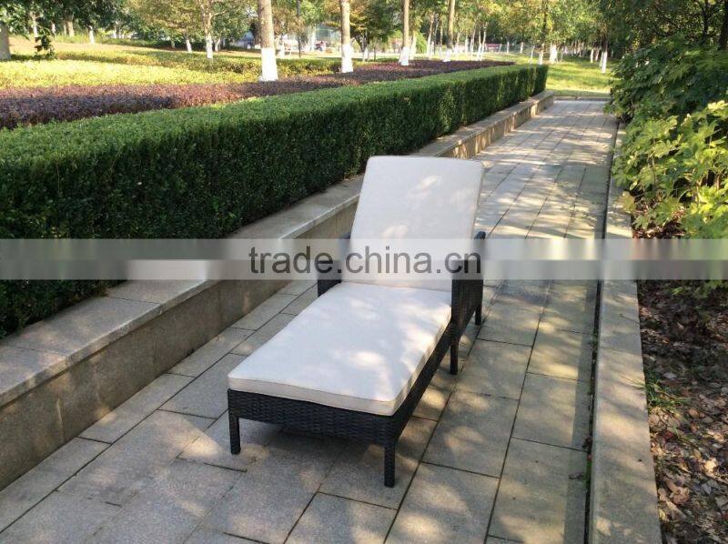 Outsunny Outdoor Patio Synthetic Rattan Wicker Chaise Lounge Chair Set w/ Side Table