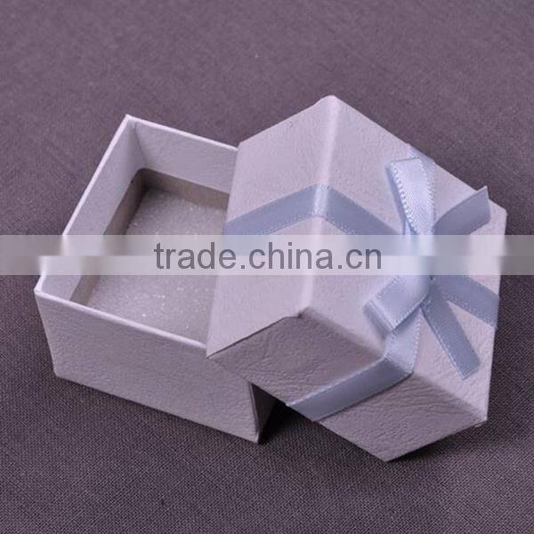 Professional kraft paper gift box made in China