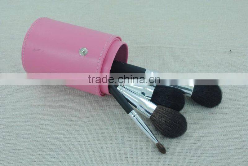 Wholesale and retail newest makeup brushes with lowest price