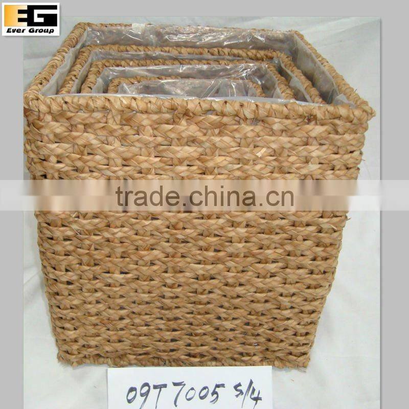 Square PE rattan baskets with zinc insert